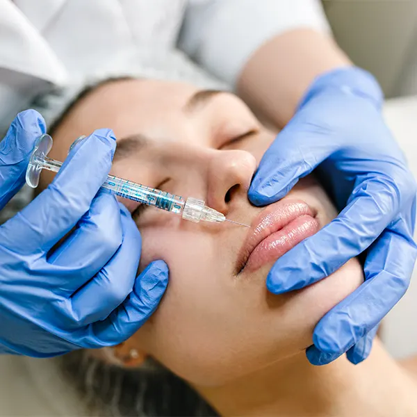 Img-clinica-estetica-bogota-Servicio-Relleno_de_labios